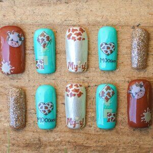 Medium square Cow nails